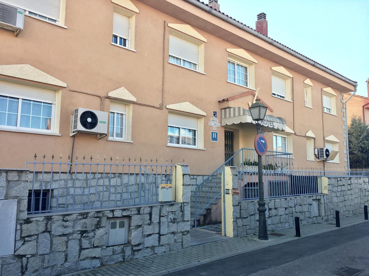 Hotel El Ancla Вільянуева-де-ла-Каньяда Екстер'єр фото