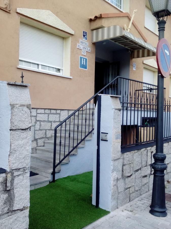 Hotel El Ancla Вільянуева-де-ла-Каньяда Екстер'єр фото