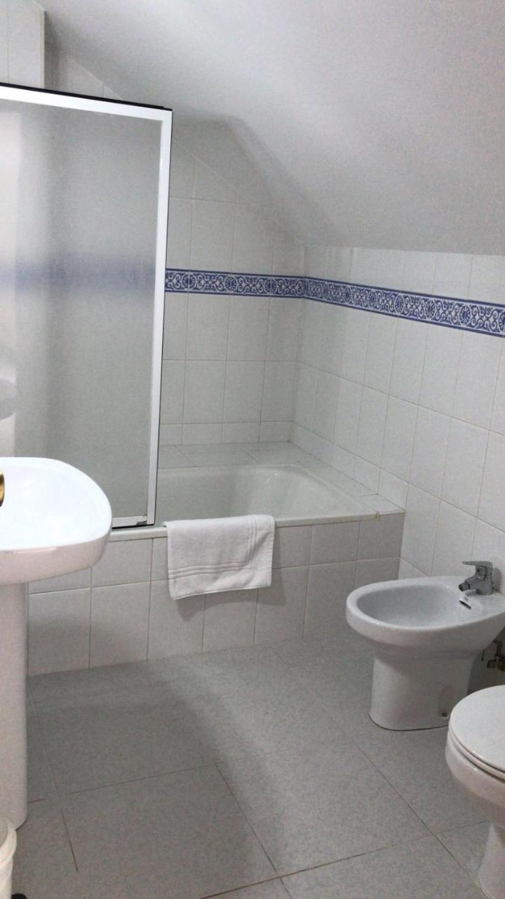 Hotel El Ancla Вільянуева-де-ла-Каньяда Екстер'єр фото