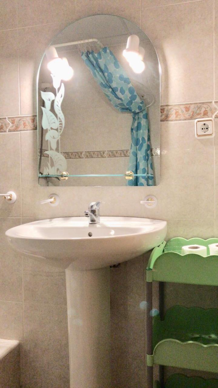 Hotel El Ancla Вільянуева-де-ла-Каньяда Екстер'єр фото